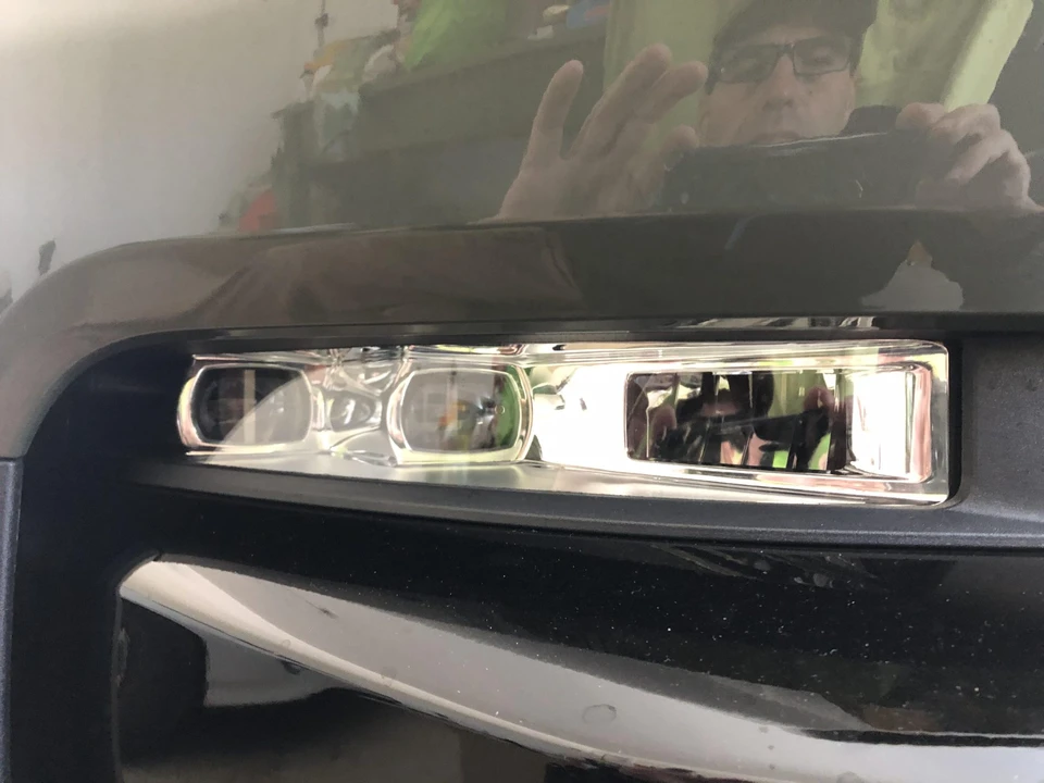 2022 Rivian R1S - Image 19 of 31