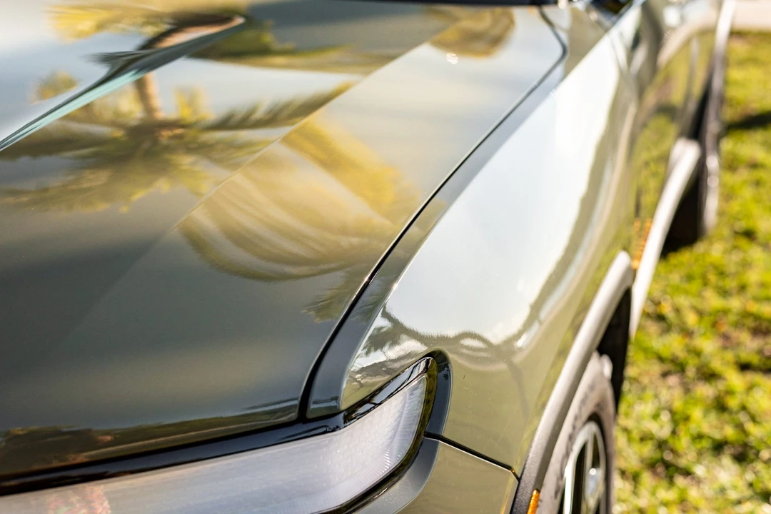 2022 Rivian R1S - Image 12 of 31