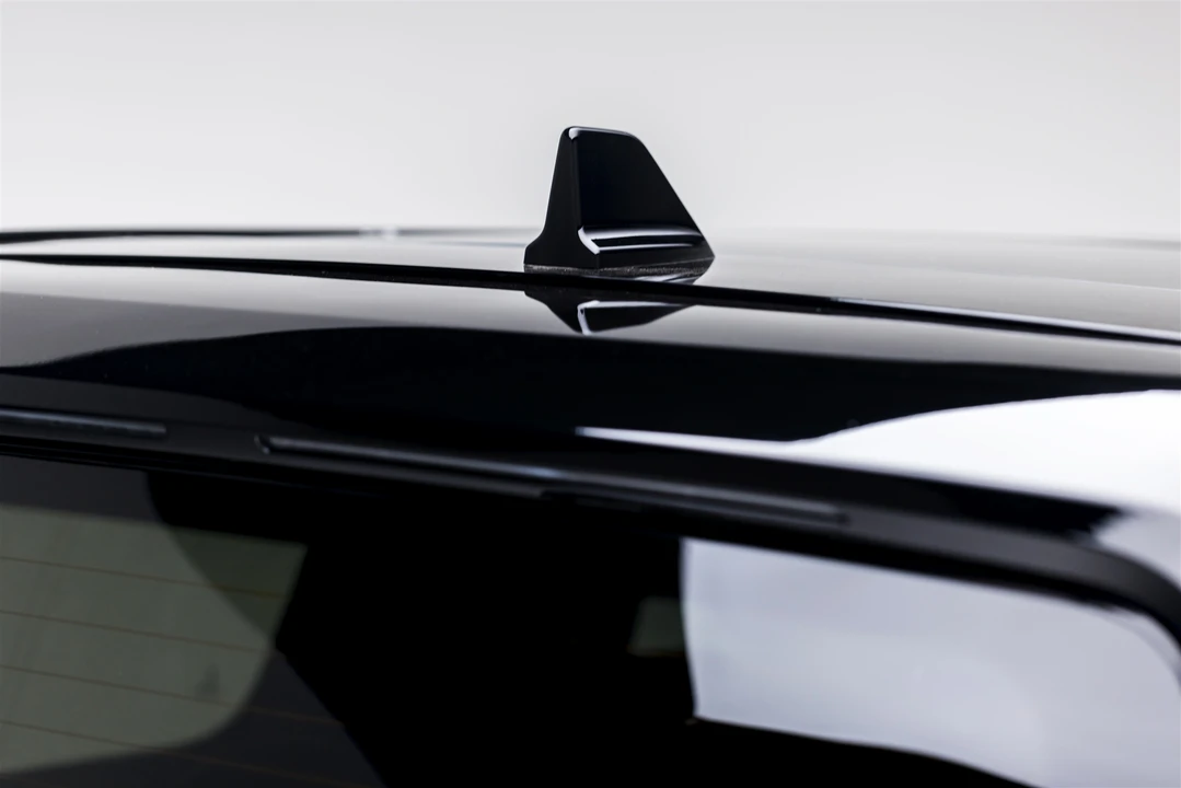 2022 Rivian R1S - Image 31 of 31
