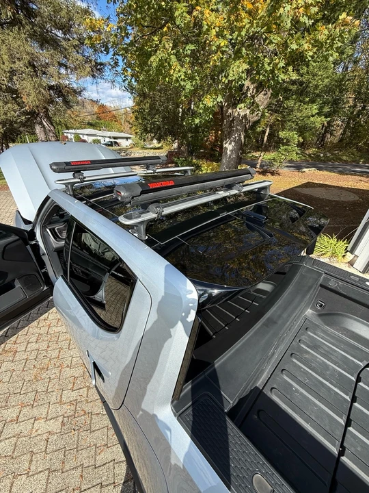2022 Rivian R1T - Image 8 of 17