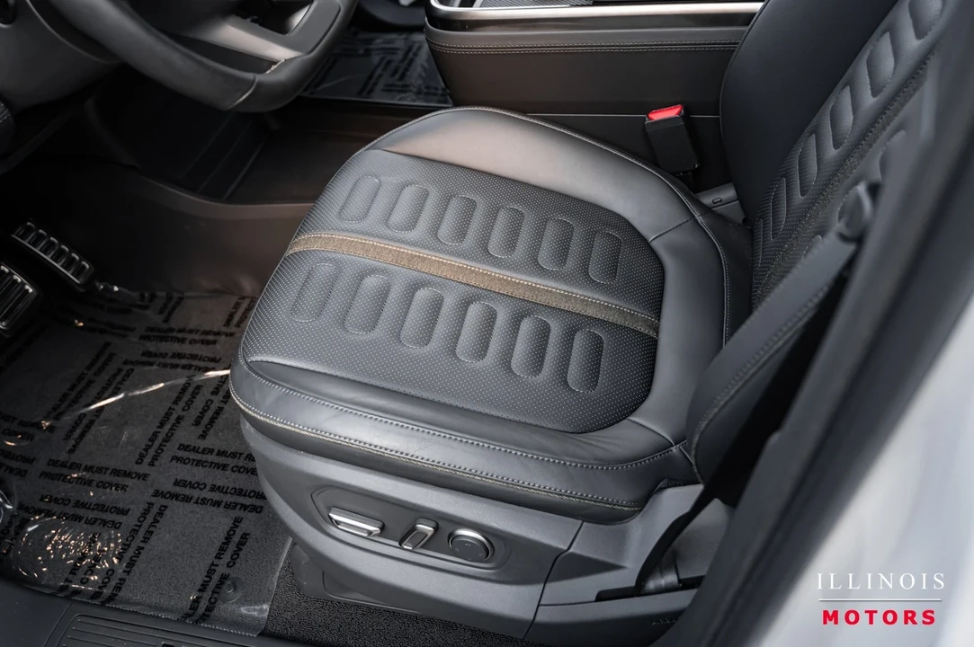 2022 Rivian R1T - Image 19 of 21