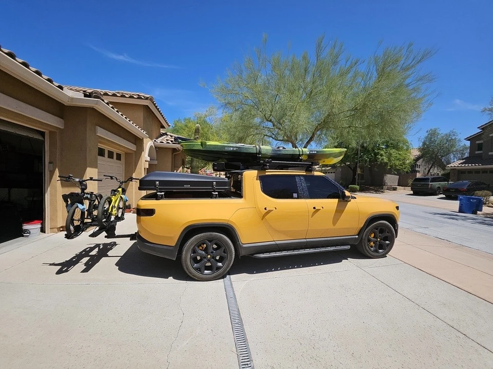 2022 Rivian R1T - Image 10 of 21
