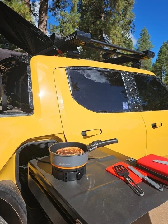 2022 Rivian R1T - Image 19 of 21