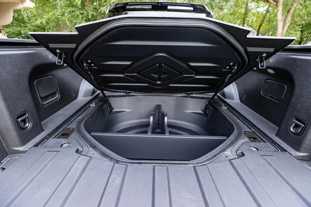 2022 Rivian R1T - Image 28 of 31