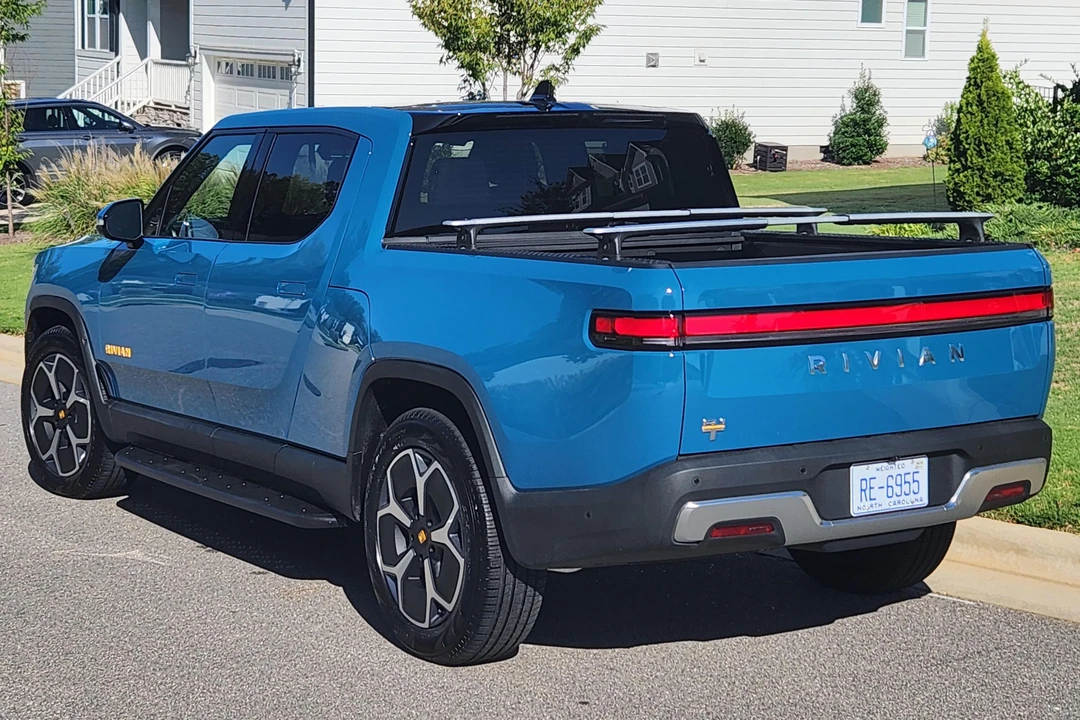 2022 Rivian R1T - Image 4 of 31