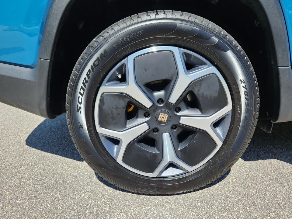 2022 Rivian R1T - Image 31 of 31