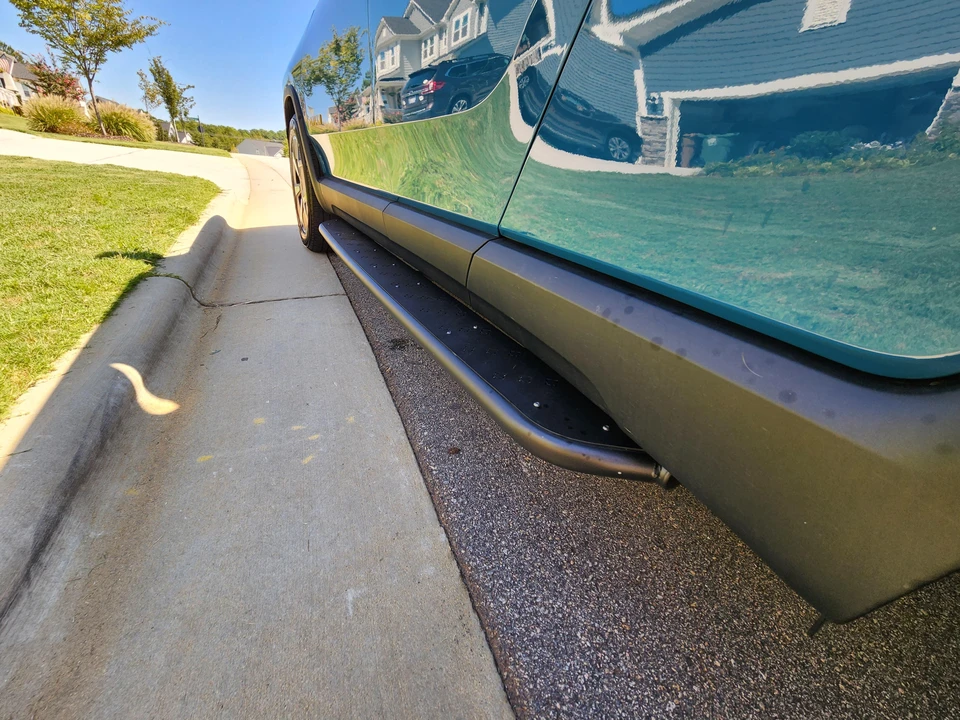 2022 Rivian R1T - Image 19 of 31