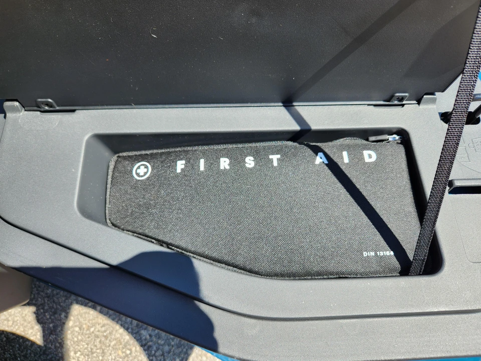 2022 Rivian R1T - Image 25 of 31