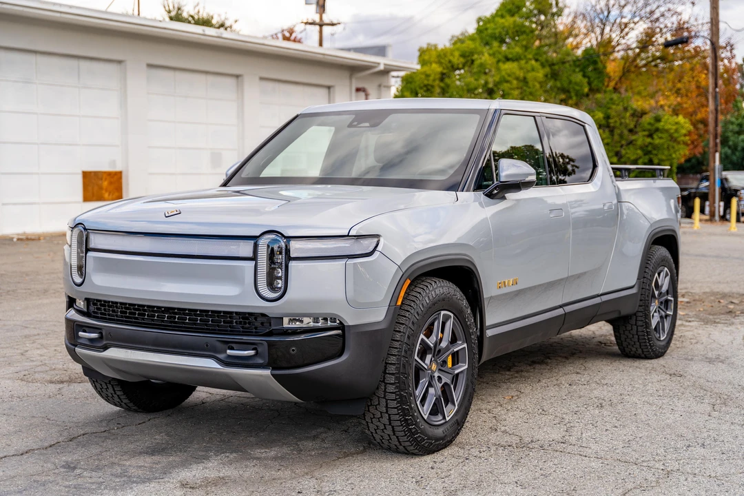 2022 Rivian R1T - Image 6 of 31