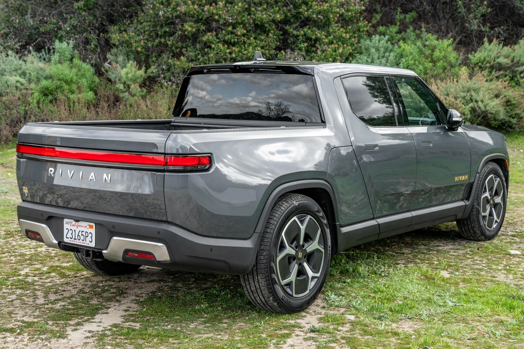 2022 Rivian R1T - Image 4 of 31