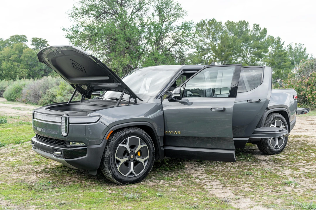 2022 Rivian R1T - Image 29 of 31