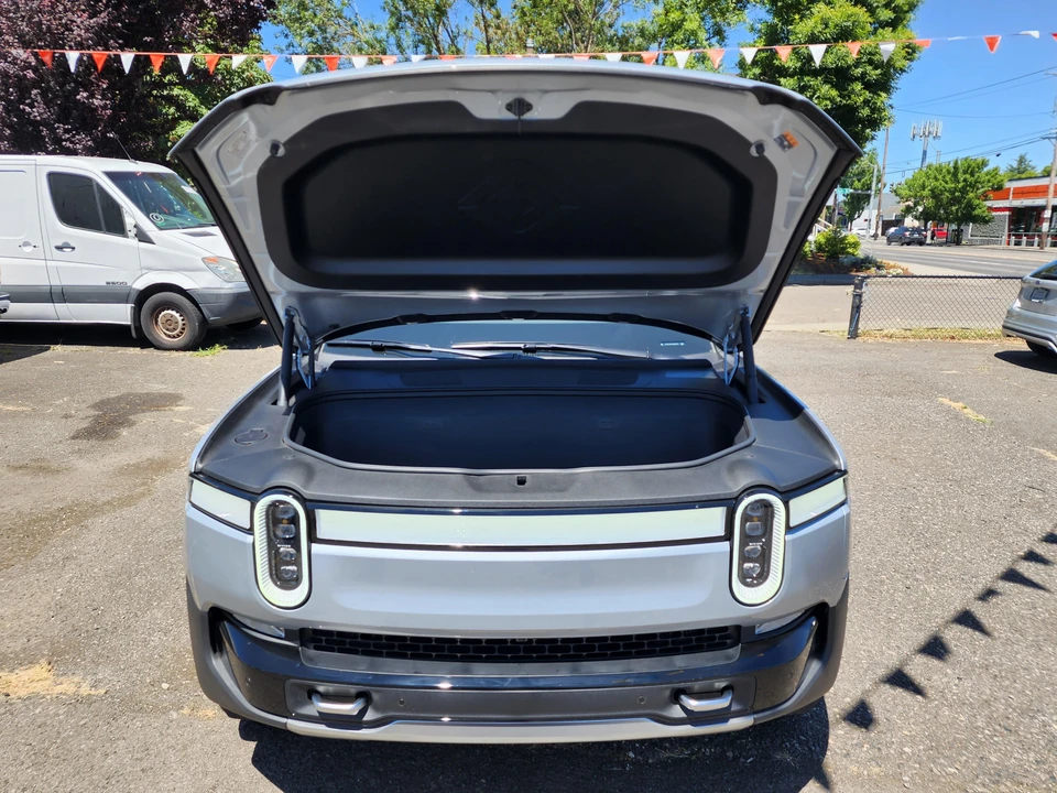 2022 Rivian R1T - Image 6 of 31