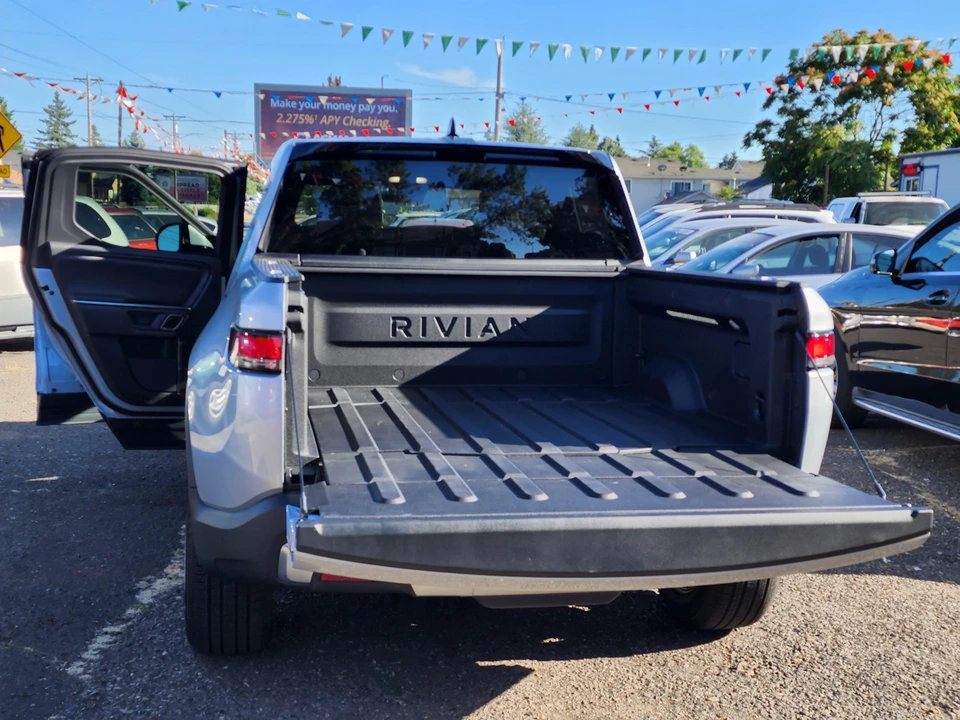 2022 Rivian R1T - Image 11 of 31