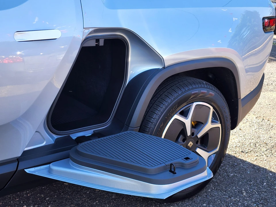 2022 Rivian R1T - Image 21 of 31