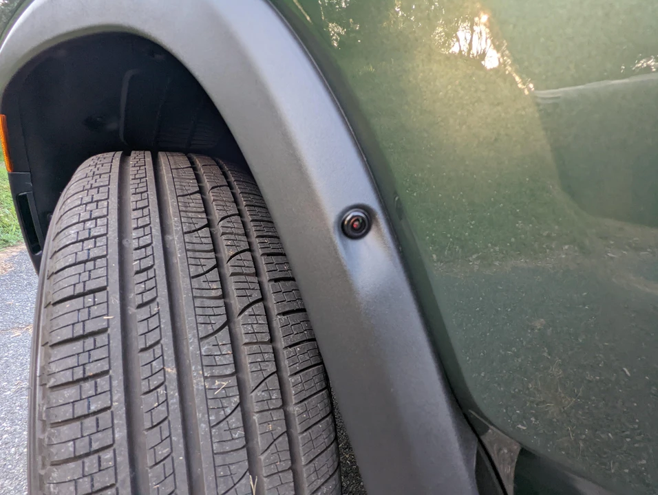 2022 Rivian R1T - Image 24 of 31