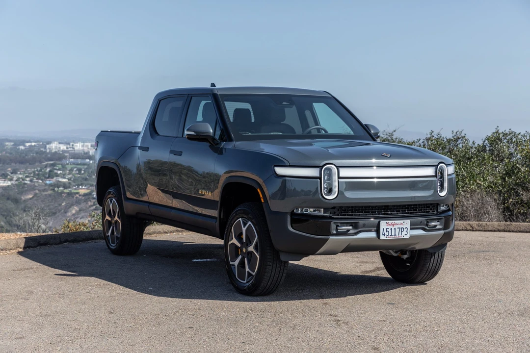 2022 Rivian R1T - Image 4 of 31