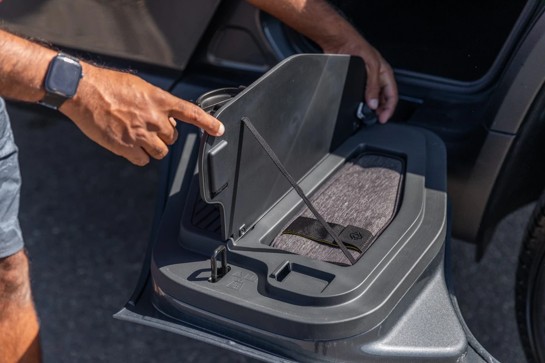 2022 Rivian R1T - Image 20 of 31