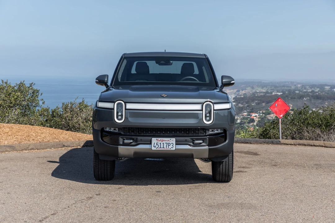 2022 Rivian R1T - Image 3 of 31