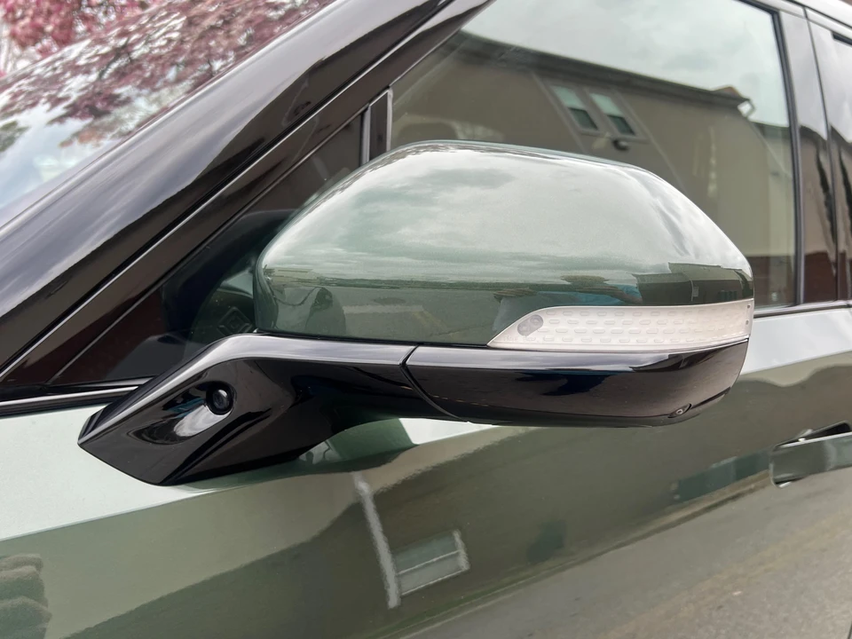 2022 Rivian R1T - Image 18 of 31