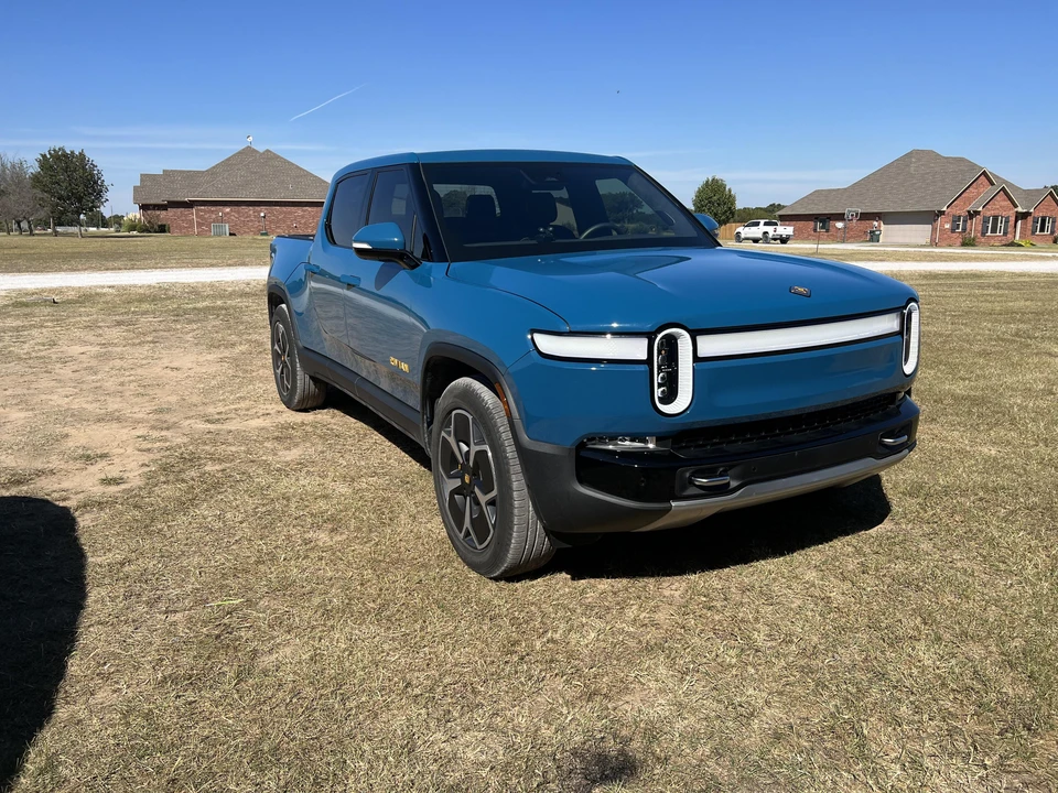 2022 Rivian R1T - Image 20 of 31