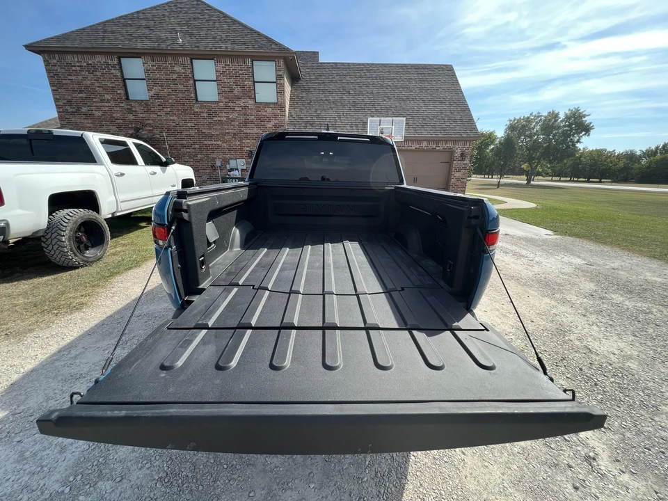 2022 Rivian R1T - Image 16 of 31