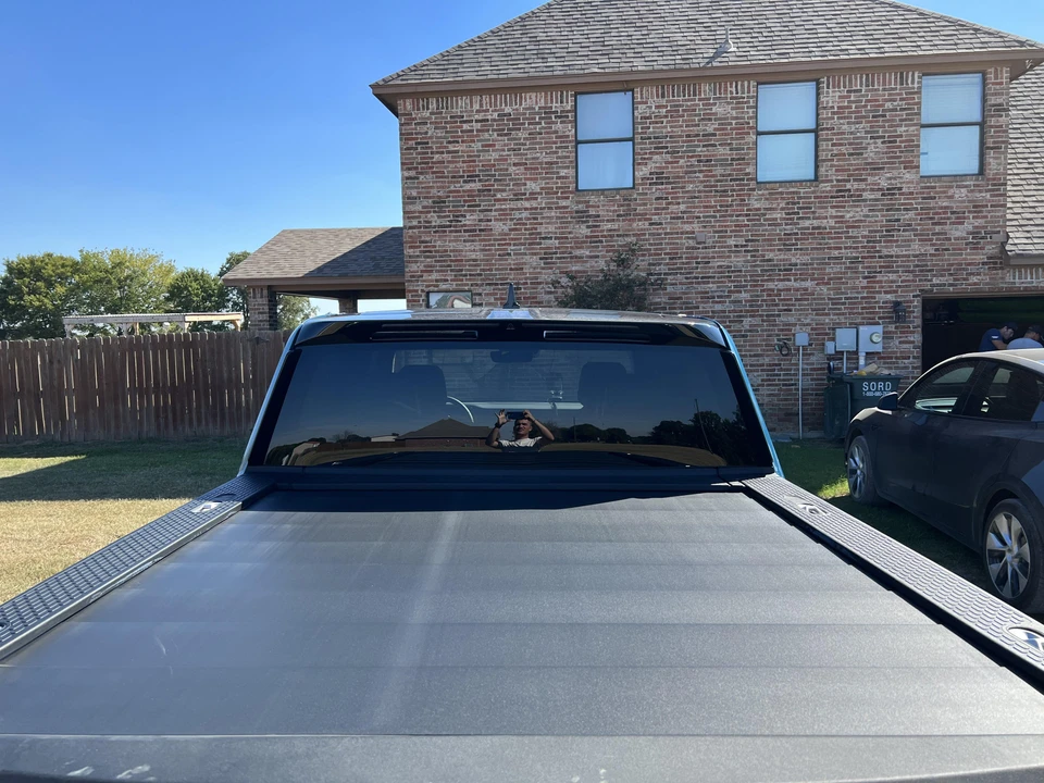 2022 Rivian R1T - Image 29 of 31