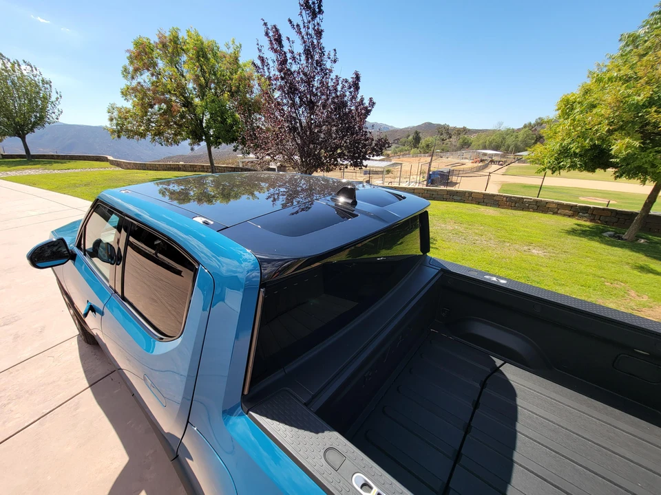 2022 Rivian R1T - Image 31 of 31