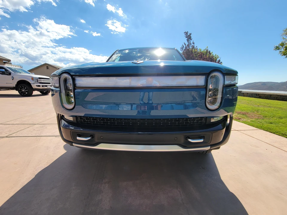 2022 Rivian R1T - Image 8 of 31