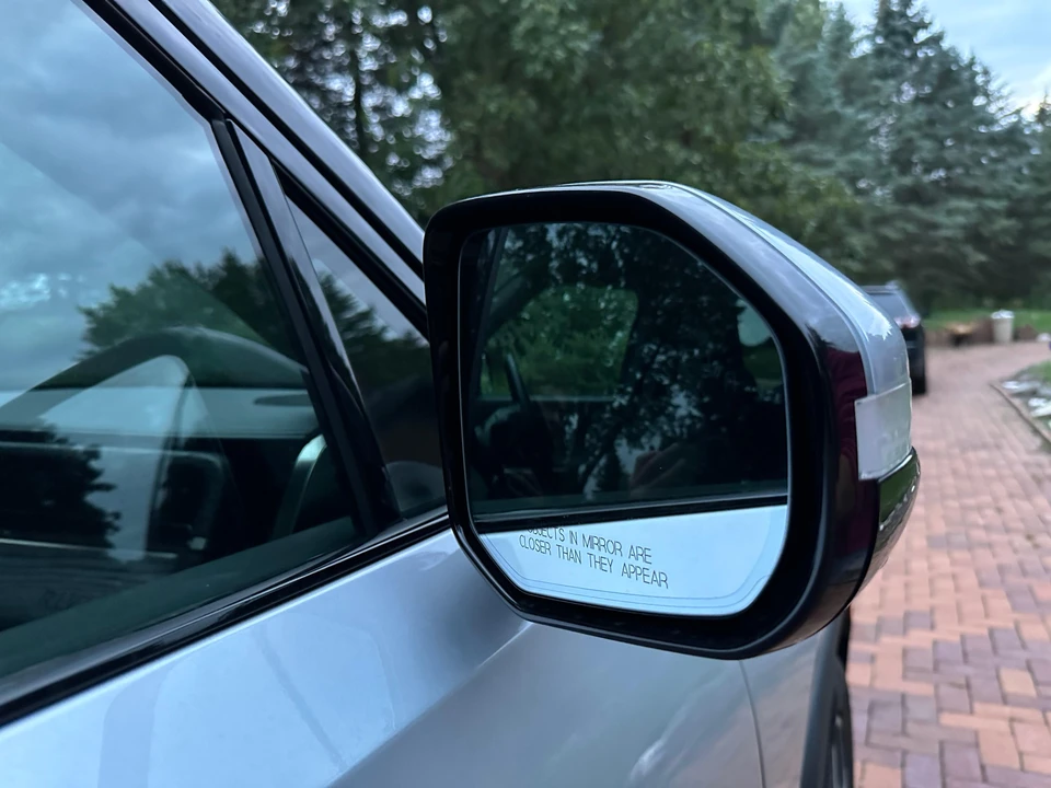 2022 Rivian R1T - Image 14 of 31
