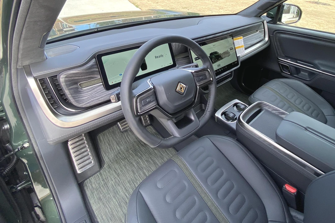 2022 Rivian R1T - Image 31 of 31