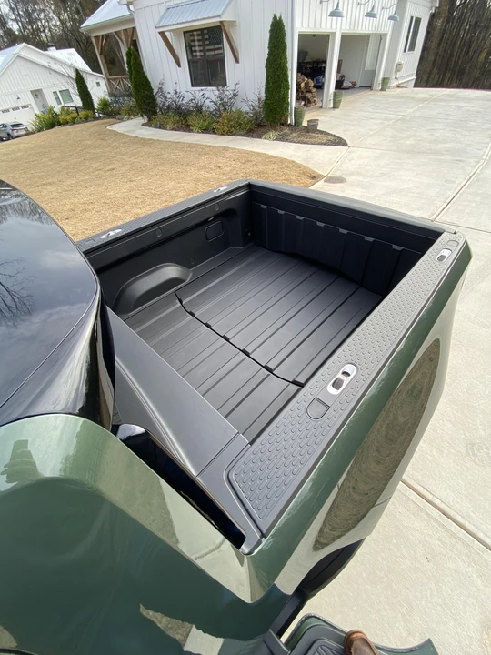 2022 Rivian R1T - Image 17 of 31