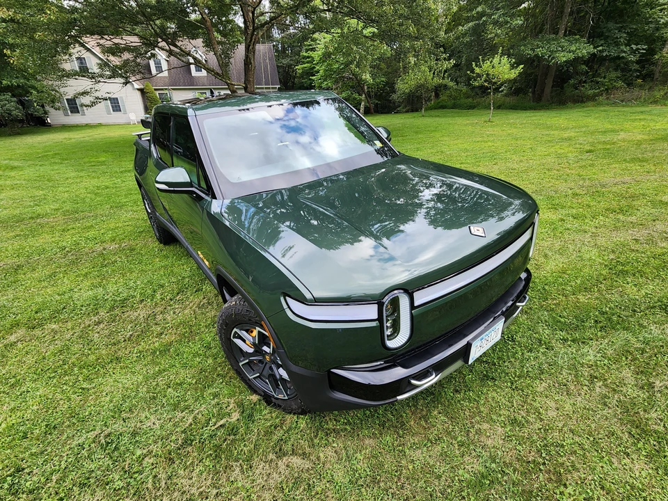 2022 Rivian R1T - Image 31 of 31
