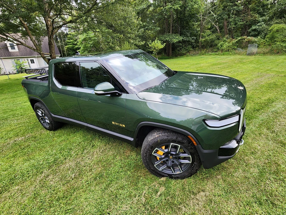 2022 Rivian R1T - Image 29 of 31