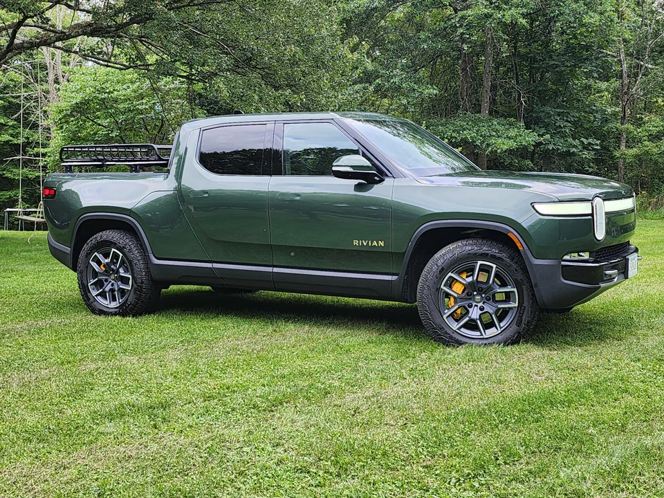 2022 Rivian R1T - Image 27 of 31