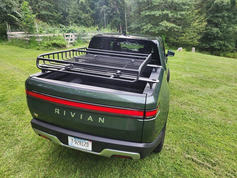 2022 Rivian R1T - Image 21 of 31