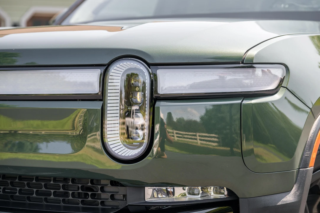 2022 Rivian R1T - Image 11 of 31