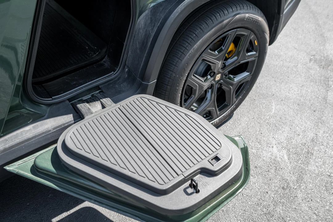 2022 Rivian R1T - Image 28 of 31