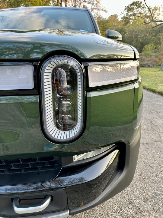 2022 Rivian R1T - Image 23 of 31