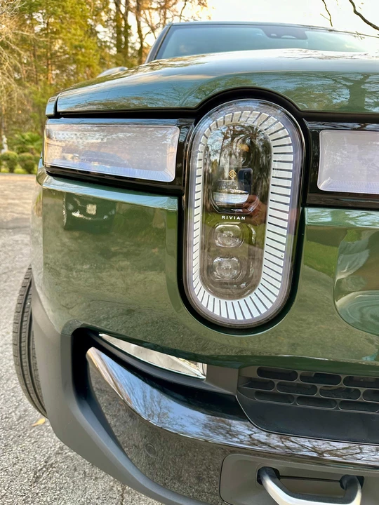 2022 Rivian R1T - Image 22 of 31