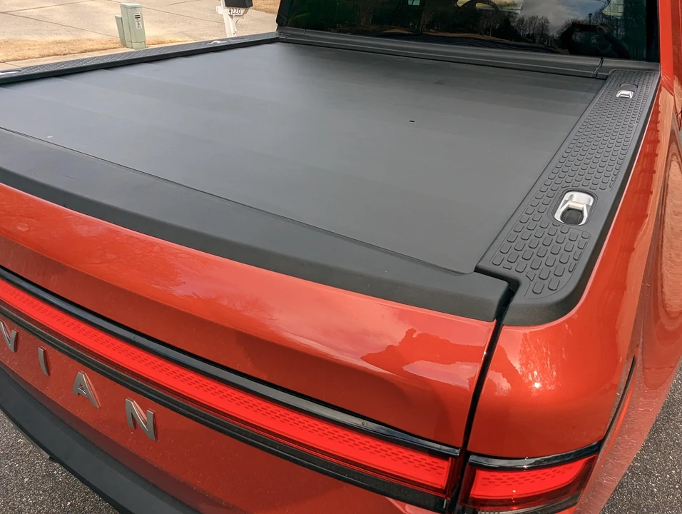 2022 Rivian R1T - Image 26 of 31