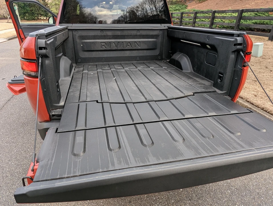 2022 Rivian R1T - Image 23 of 31