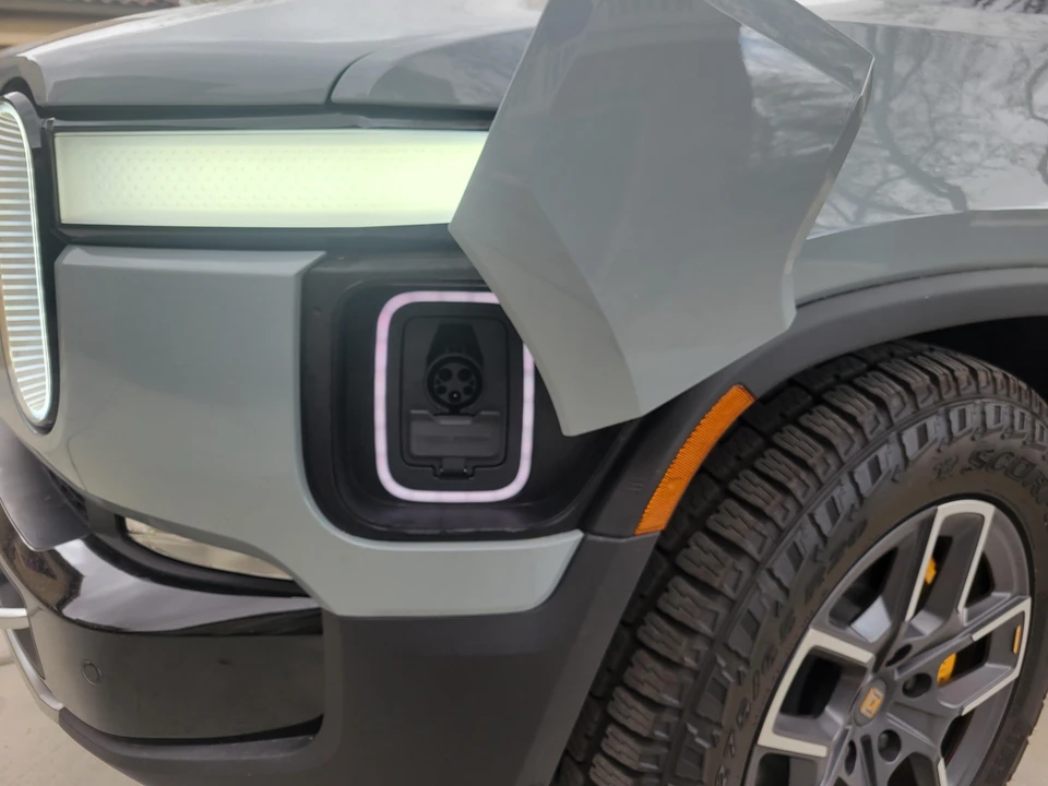 2022 Rivian R1T - Image 31 of 31
