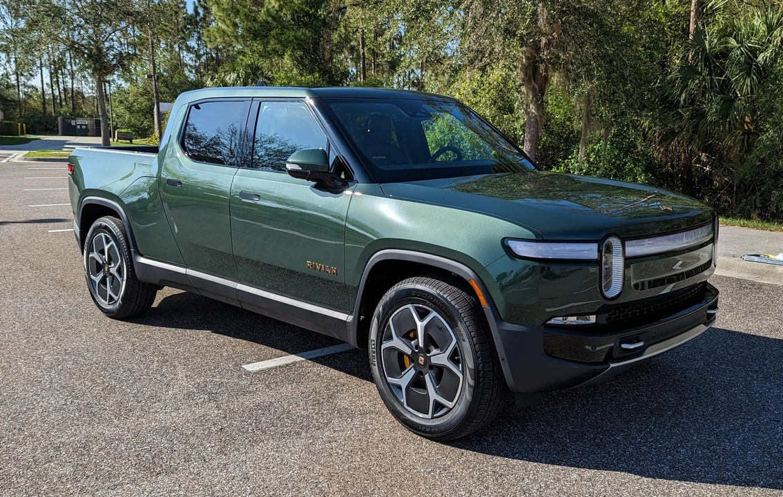 2022 Rivian R1T - Image 13 of 31