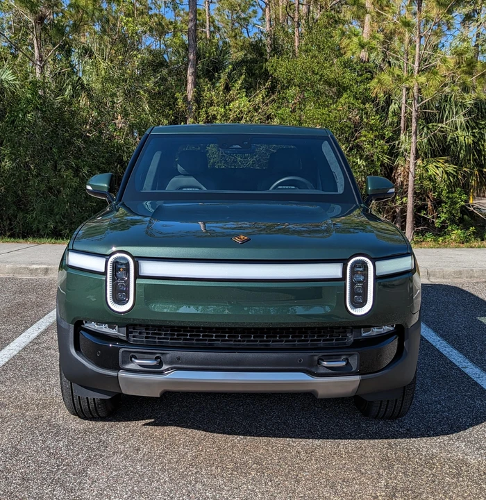 2022 Rivian R1T - Image 6 of 31
