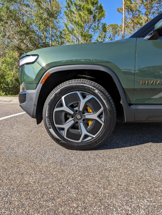 2022 Rivian R1T - Image 22 of 31