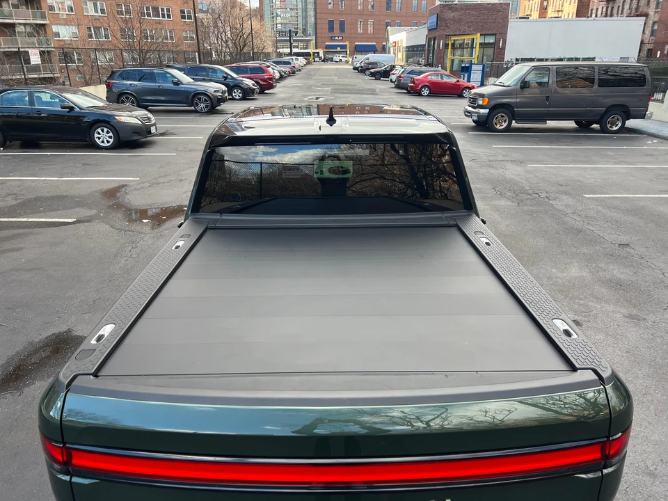 2022 Rivian R1T - Image 19 of 31