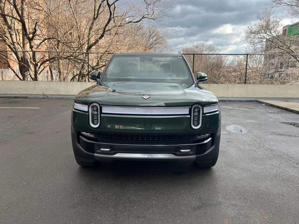2022 Rivian R1T - Image 6 of 31