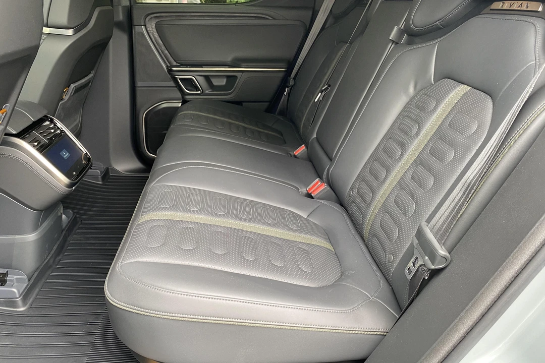 2022 Rivian R1T - Image 27 of 31
