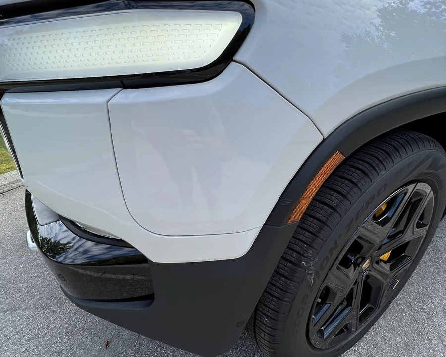 2022 Rivian R1T - Image 19 of 31