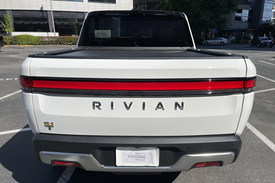 2022 Rivian R1T - Image 5 of 5